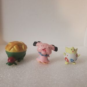 Lot of 3 Mini Pokemon Action Figures Appletun Snubbull & Togepi Collectible Toys